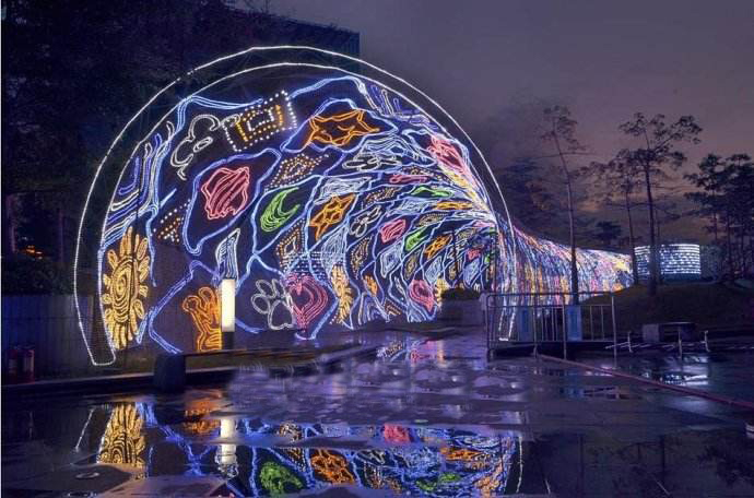 主题游乐园灯光设计保证夜游项目成功运营